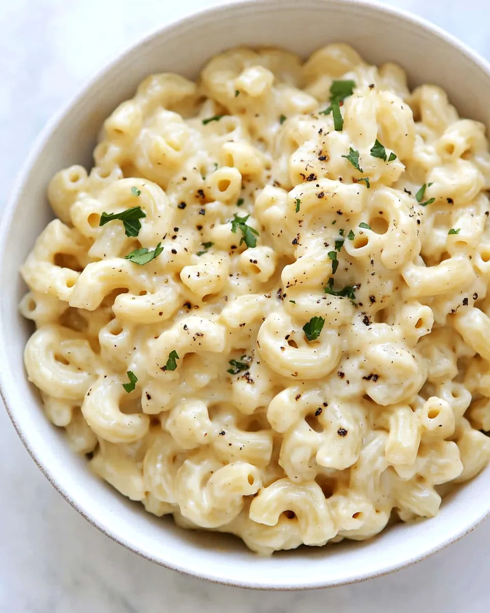 Instant Pot White Cheddar Mac and Cheese