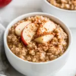Slow Cooker Apple Oatmeal
